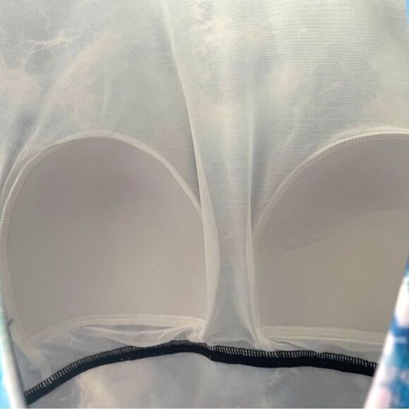 Torrid Blue Ocean Waves Active Wireless Scoop Back One Piece Swimsuit NEW - Picture 14 of 14